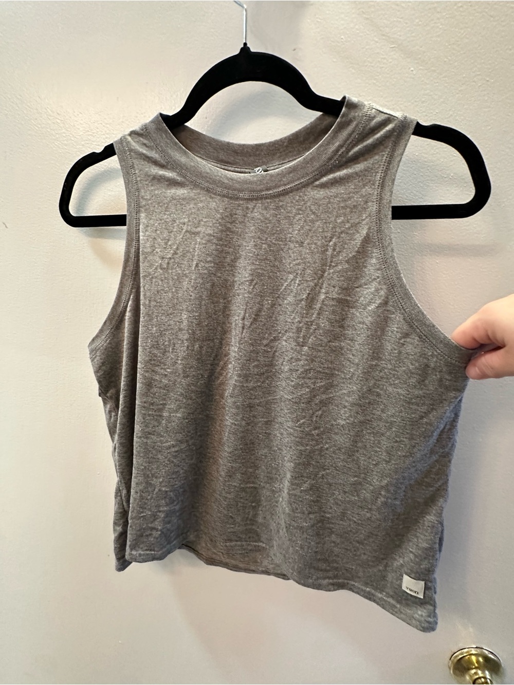 Vuori Women’s Sleeveless Heather Grey Tank